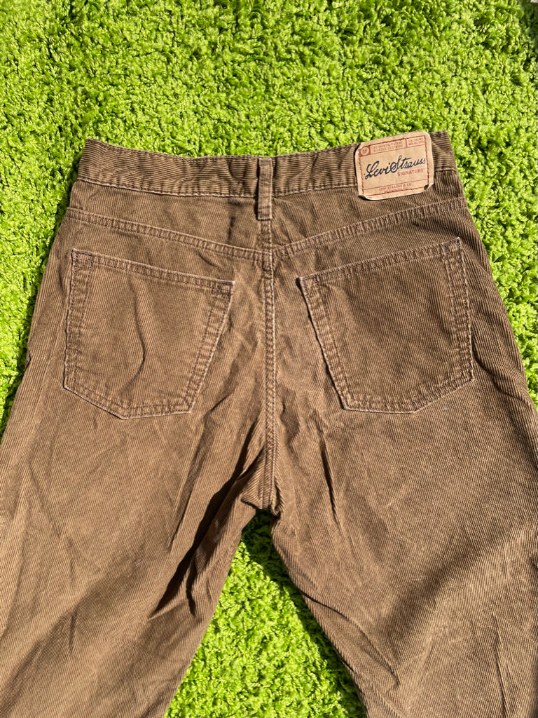 Vintage Levi's Brown Corduroy Jeans – MADISON'S LANE