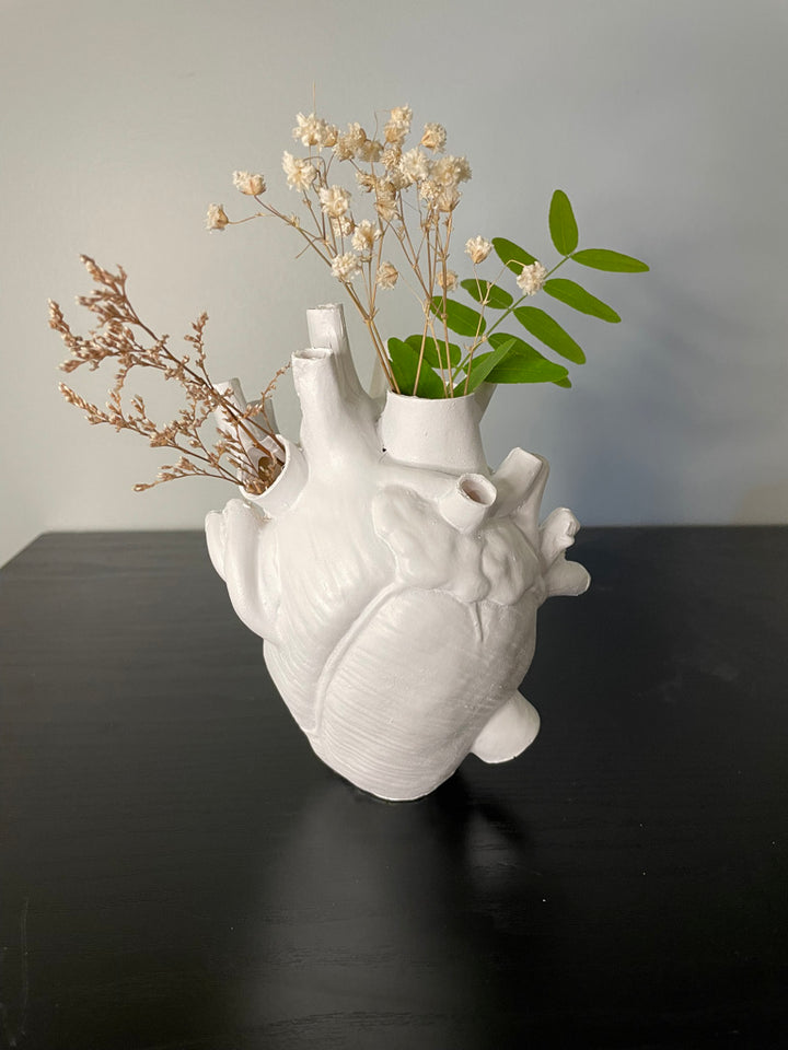 White Anatomical Heart Vase