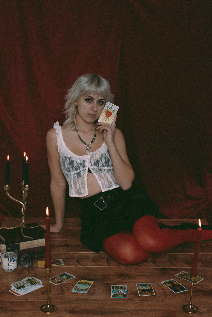Lilah White Lace Top – MADISON'S LANE